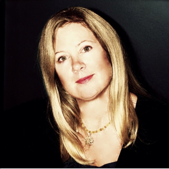 Meet your Posher, Sally - Picture 1 of 5